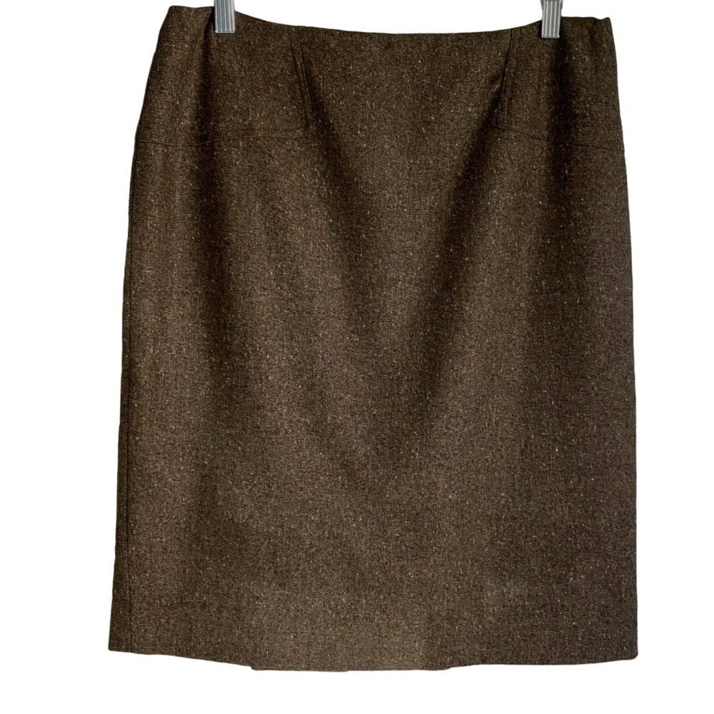 Carlisle Lined Wool Skirt with Back Pleats Size 10